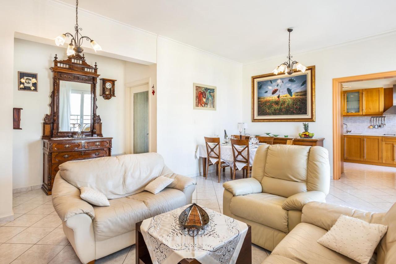 Central Luxurious Apartment With Sea View! Hriszí Aktí Haniá Kültér fotó